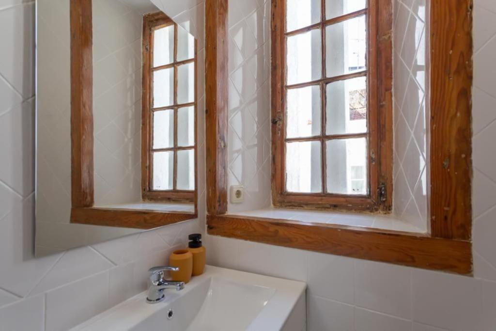 Appartamento Loft Mouraria Lisbona Esterno foto